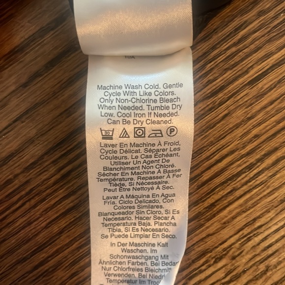 DKNY front closure black skirt - Picture 7 of 8